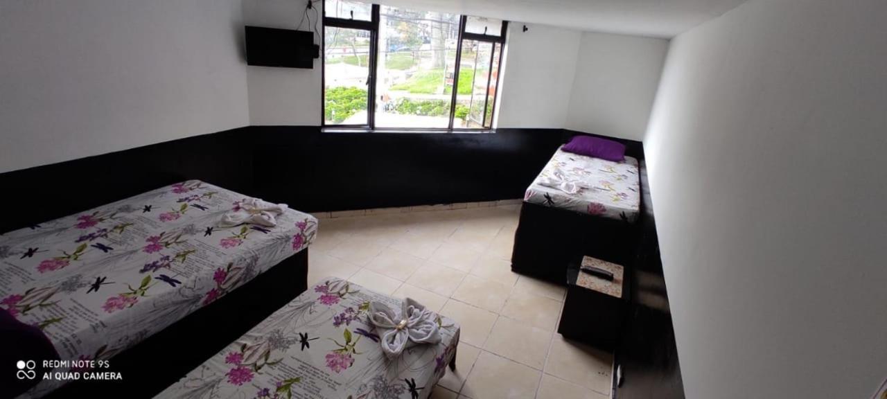 EL AMANERCER PARQUE DEL AGUA RESIDENCIA Muy Central Hotel Manizales Exterior foto